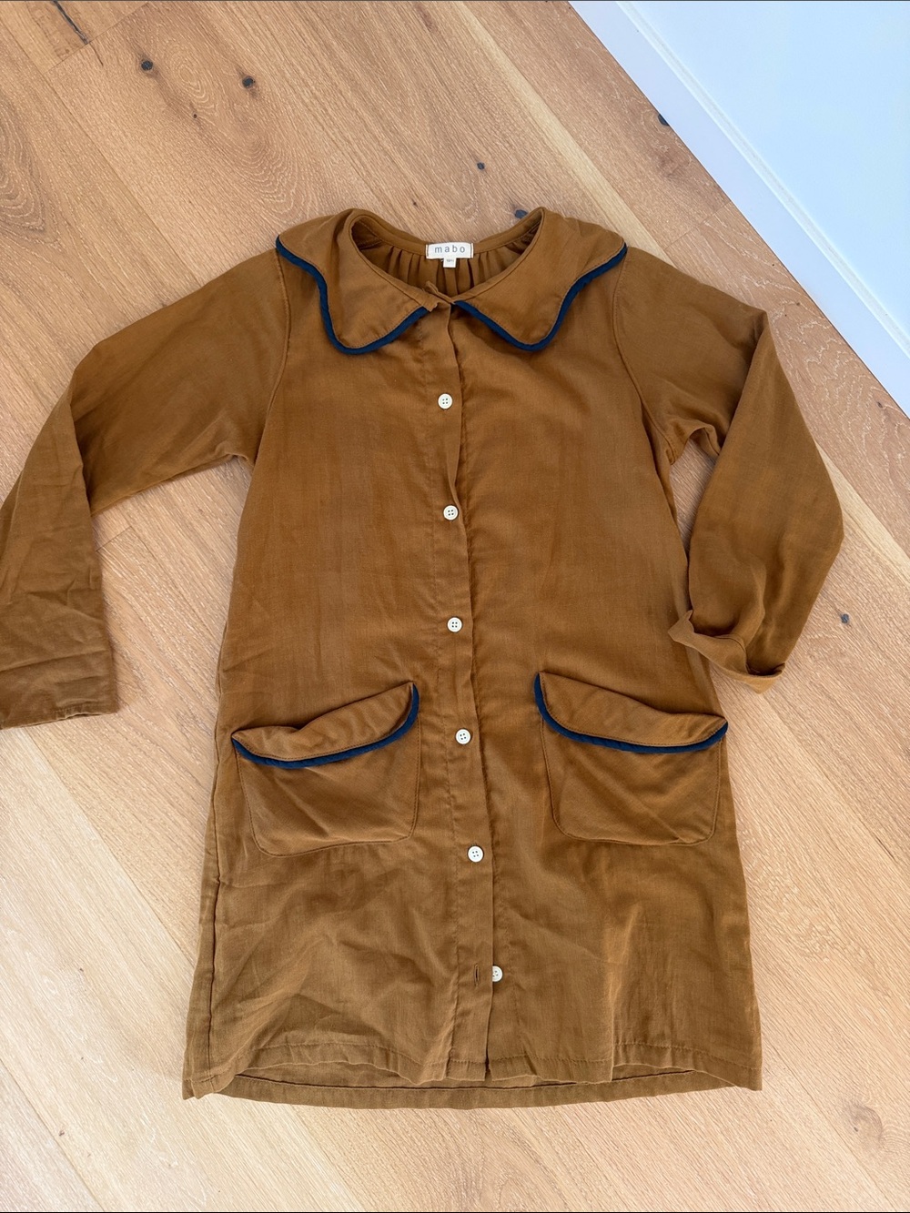 MABO girls Camel light weight coat jacket shirt with navy collar trim size 10/11